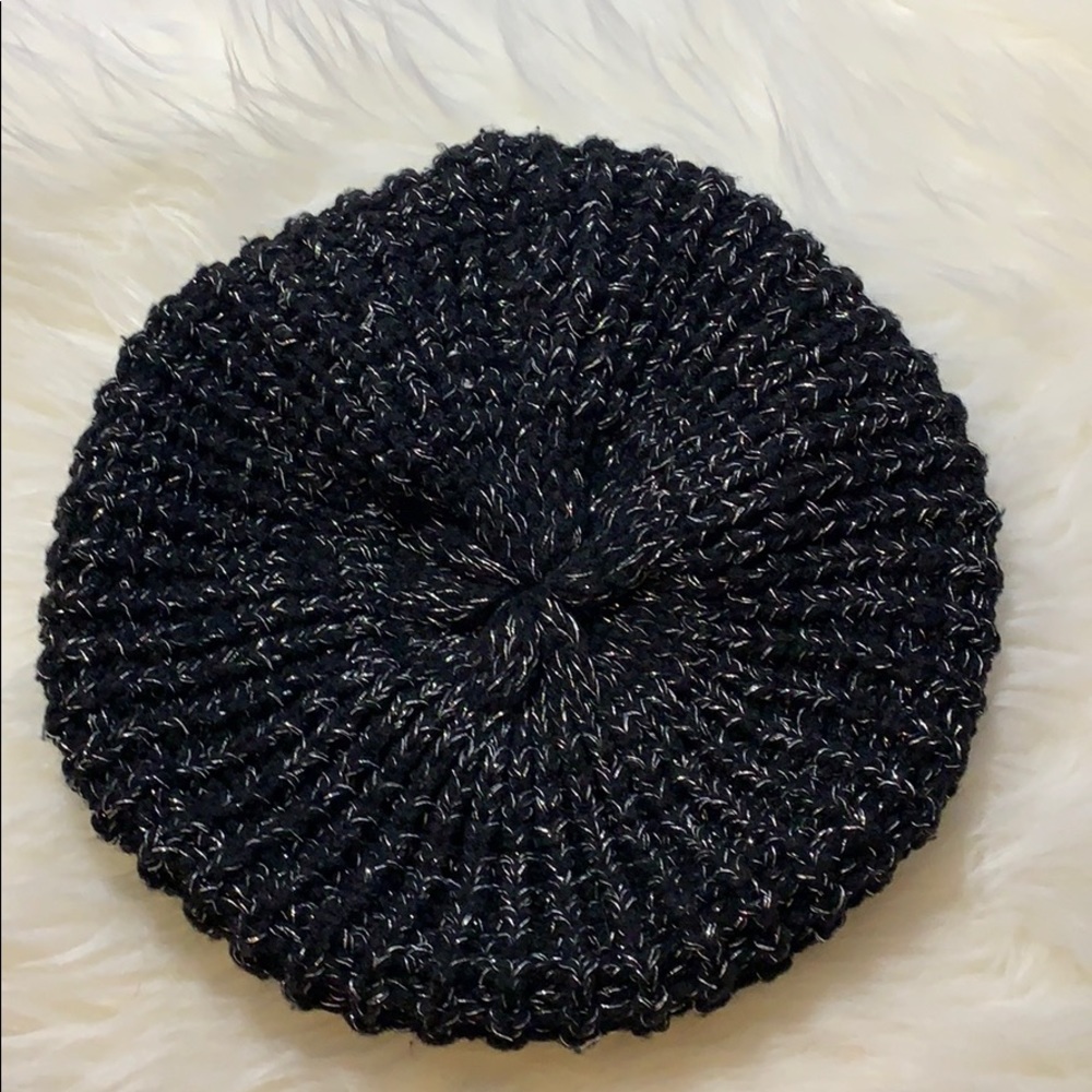 Black Beret with Sparkle ✨